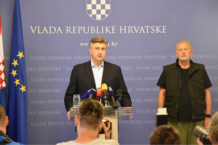 Plenković: Ne prihvaćam ostavku Damira Krstičevića