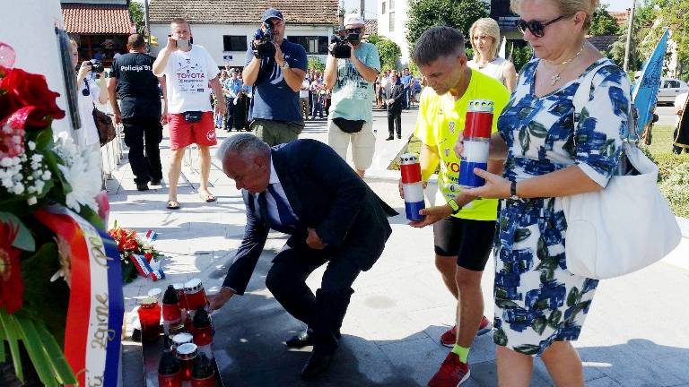 Dumbović: U sjećanju i u srcu su prije svega početci prije 22 godine, kada smo krenuli i kada smo rekli da želimo doći do svog grada