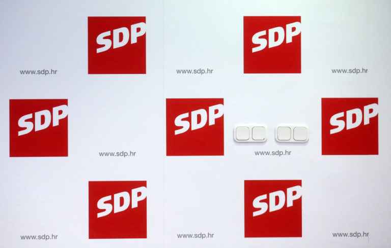 Splitski SDP organizirao potpisivanje peticije vezano za gradnju crkve u Splitu 3