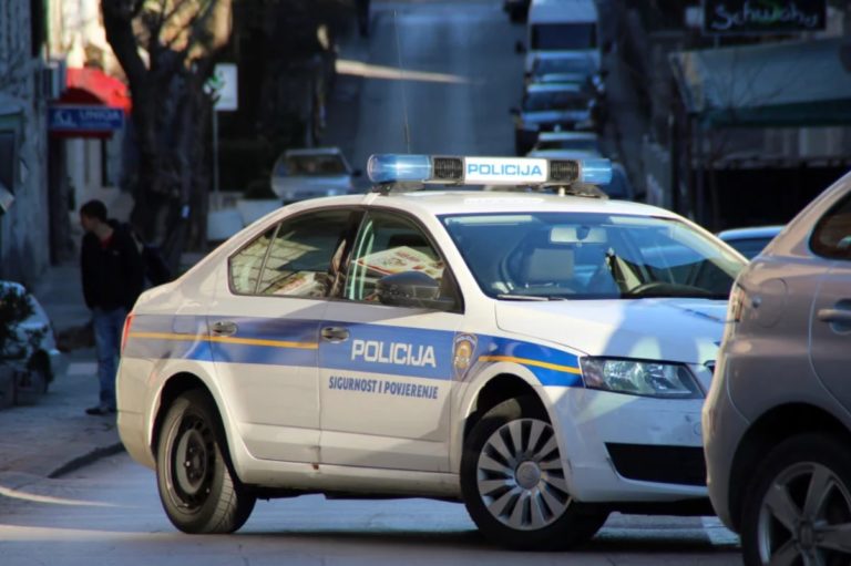 Uhićen muškarac koji je prijetio policajcima