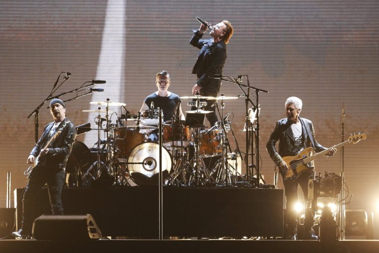 U2 održao veliki koncert u Londonu uoči dodjele nagrada MTV