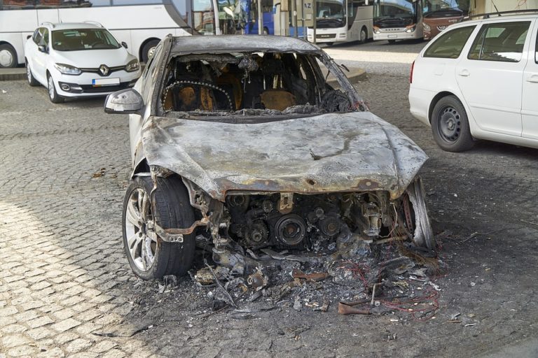 Tijekom noći u Splitu izgorjela tri osobna automobila