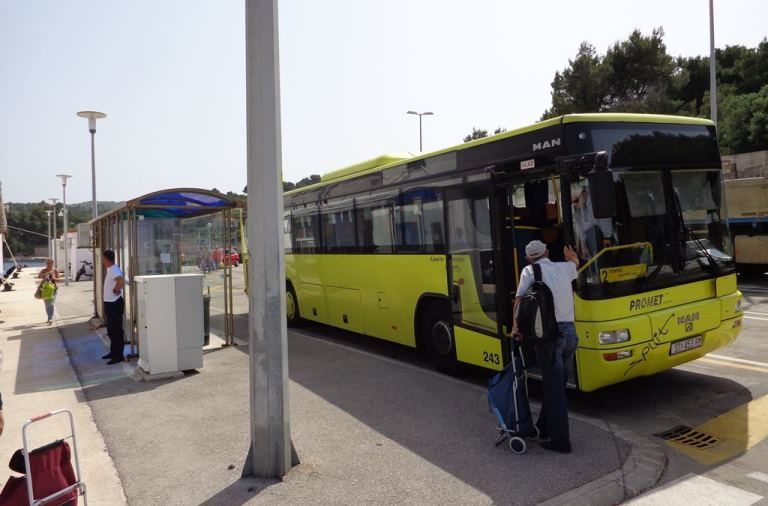 Scena iz gradskog prijevoza ganula Splićane, vozač plemenitom gestom osvojio srca putnika: ‘Čitav bus se posramio’