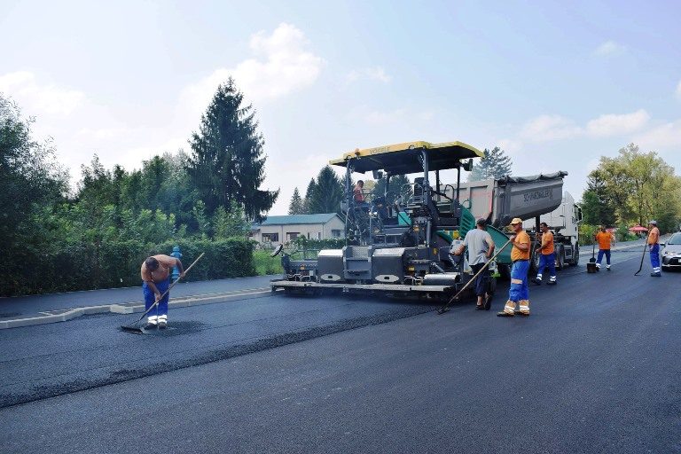 Gradonačelnik Petrinje Darinko Dumbović poručio dežurnim dušebrižnicima i pljuvačima da projekte više ne mogu zaustaviti !