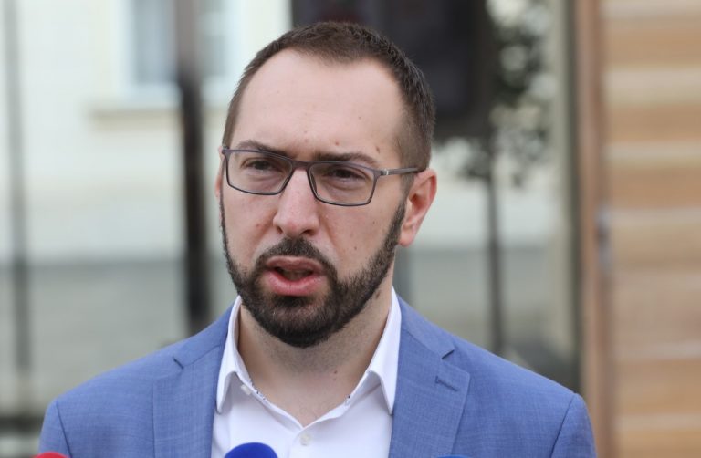 Tomašević: Prioritet je osigurati javne usluge u svakoj gradskoj četvrti