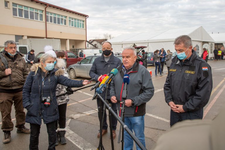 Župan Milinović i gradonačelnik Dabo posjetili Sisak, Petrinju i Glinu