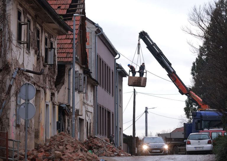 U obnovi kuća u Sisačko-moslavačkoj županiji još 21 građevinska tvrtka