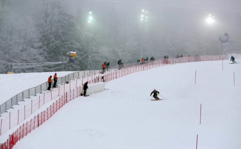 Večeras počinje noćno skijanje na Sljemenu