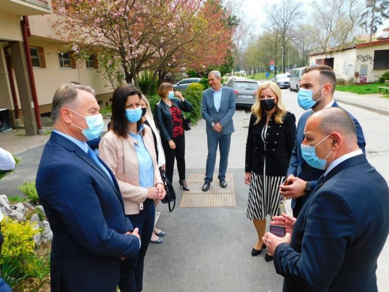 Završen natječaj za izvođače radove na obnovi petrinjskom Doma za starije i nemoćne