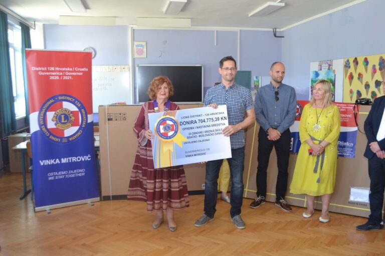 Vrijedna donacija Lions Cluba potresom pogođenom području