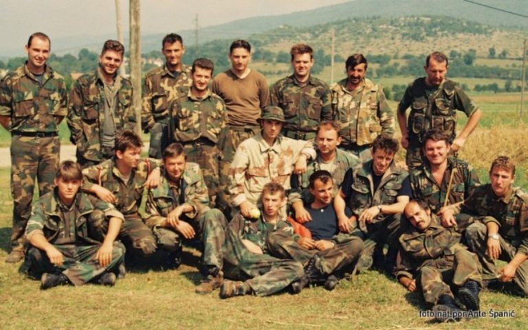 Izložba zaboravljenih fotografija nastalih 1995. godine tijekom vojno redarstvene akcije “Oluja” autora natporučnika Ante Španića iz Senja