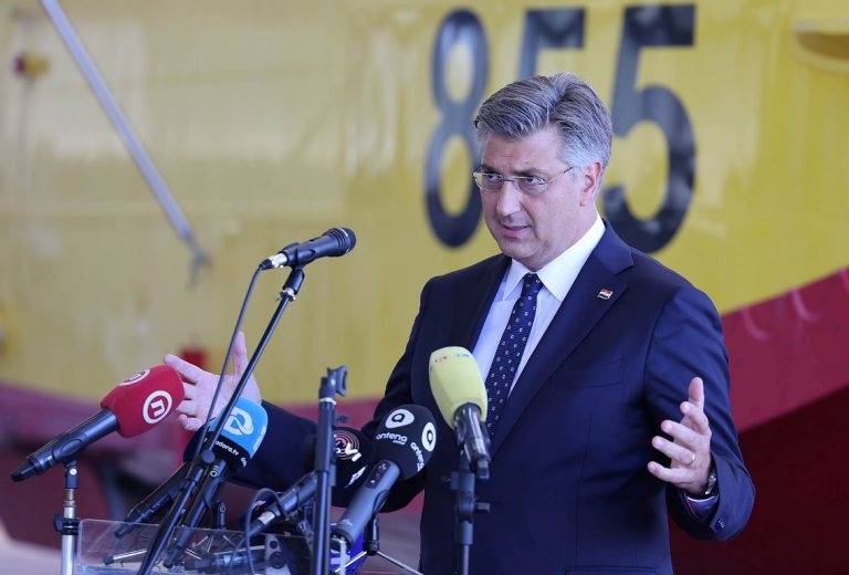 Plenković: Treba najoštrije sankcionirati one koji upadaju u škole