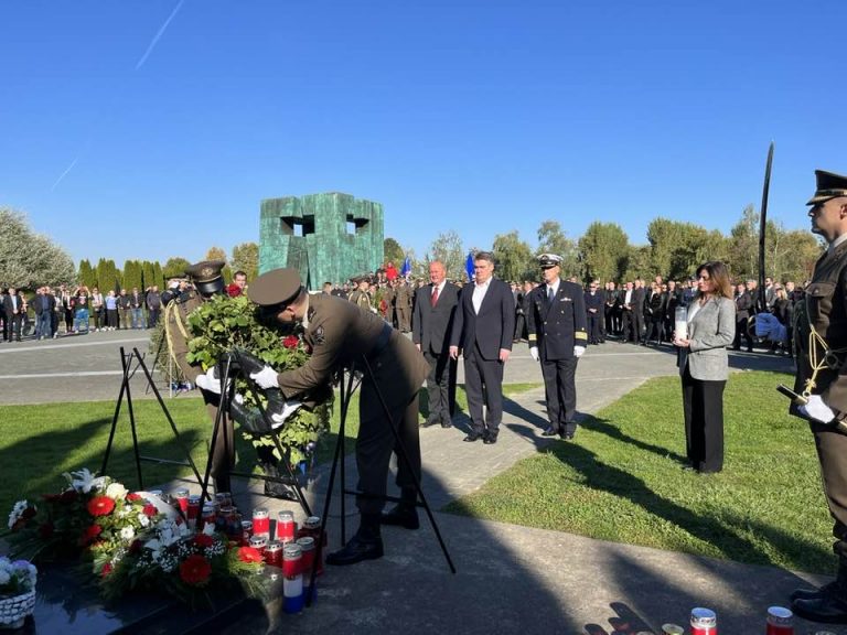 Vukovar: Počelo obilježavanje pogibije Blage Zadre i Alfreda Hilla