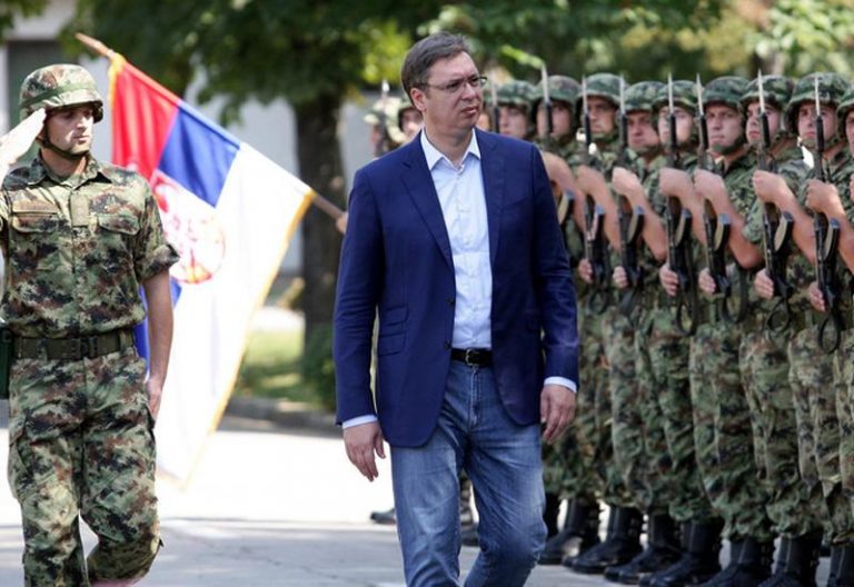 SRPSKA VOJSKA JE U STANJU PRIPRAVNOSTI! Vučić izdao zapovijed: ‘Spremni su izvršiti svaki nalog predsjednika’