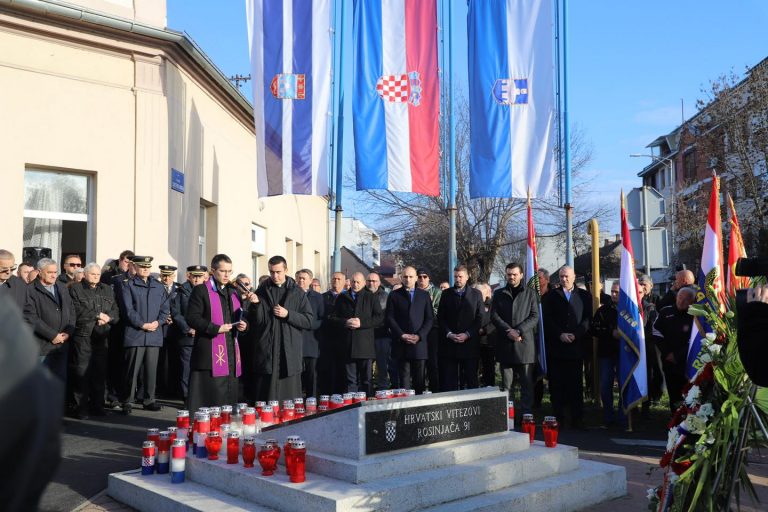 U Osijeku obilježena 31. obljetnica bitke u šumi Rosinjača i pogibije 16 branitelja