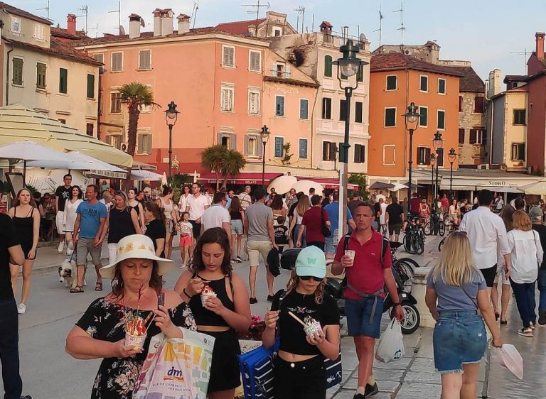 Iz Rovinja u svijet se šalju najljepše turističke razglednice