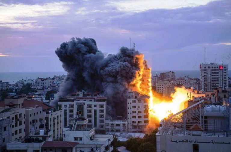Rakete padaju po Gazi, krvave borbe, oglasila se vojna sila !